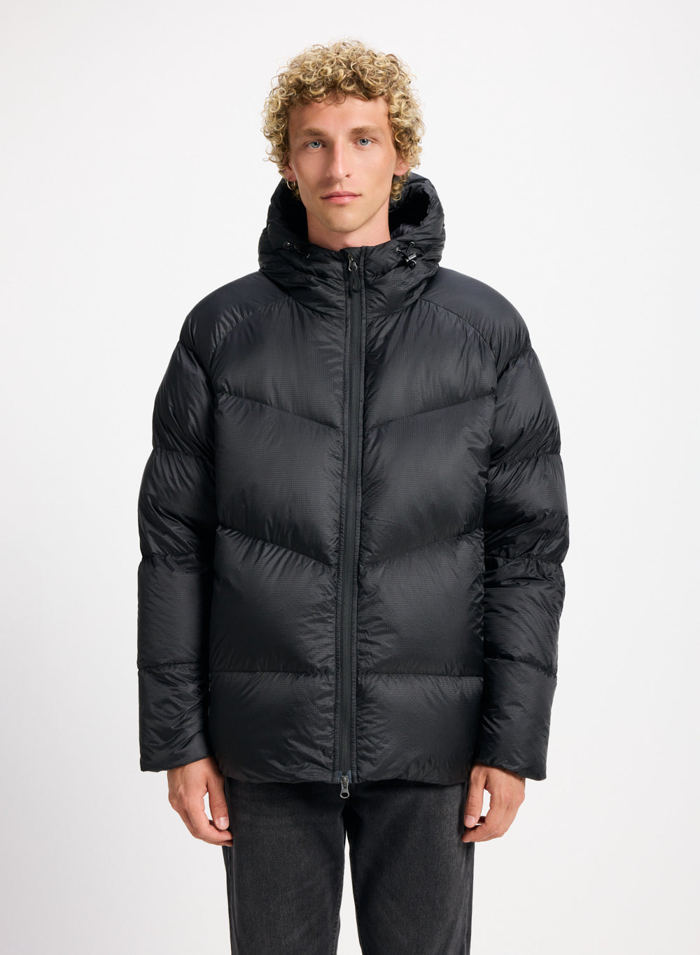 Doudoune hiver à capuche pour homme Pyrenex Helium noire
