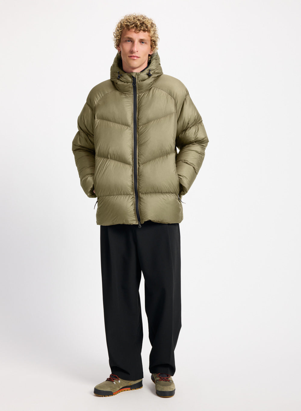 Doudoune hiver à capuche pour homme Pyrenex Helium kaki