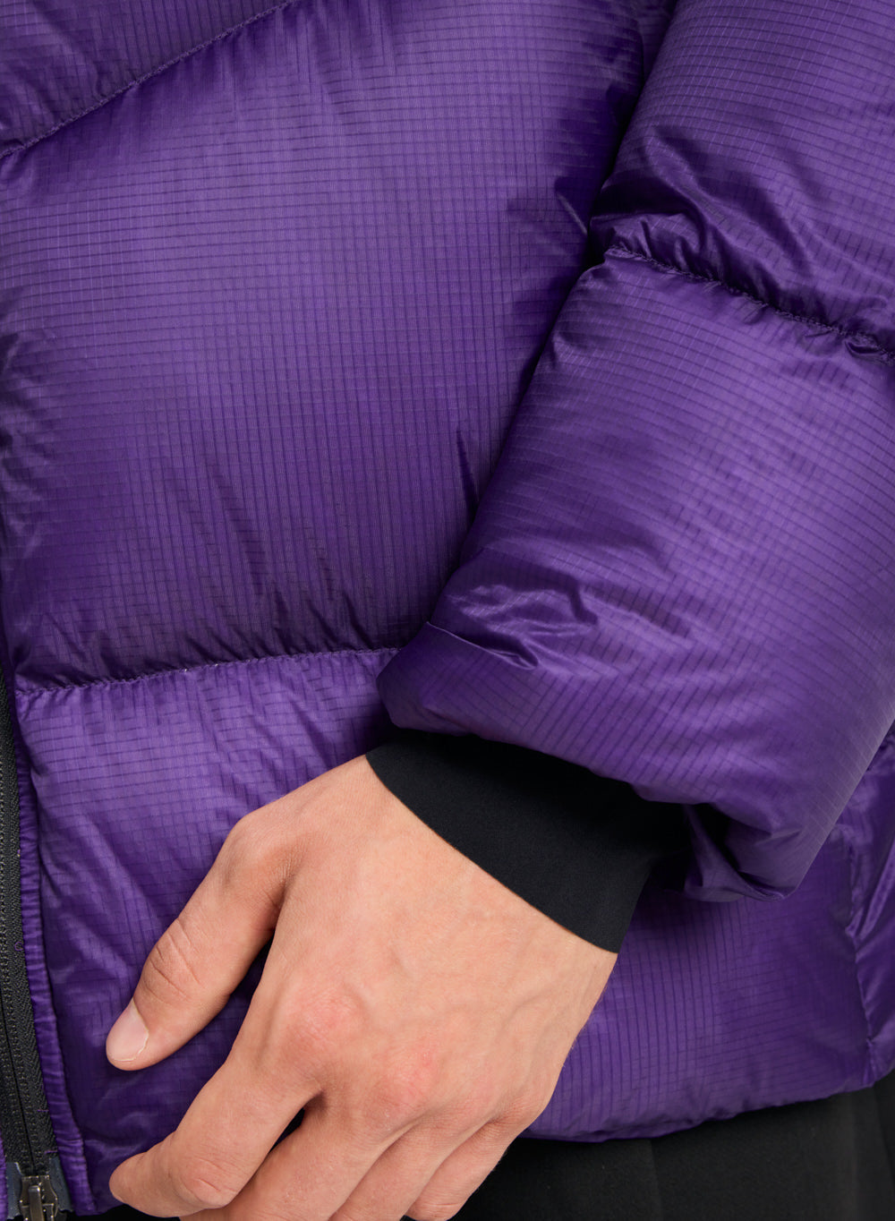 Doudoune chaude et légère pour homme Pyrenex Helium violette