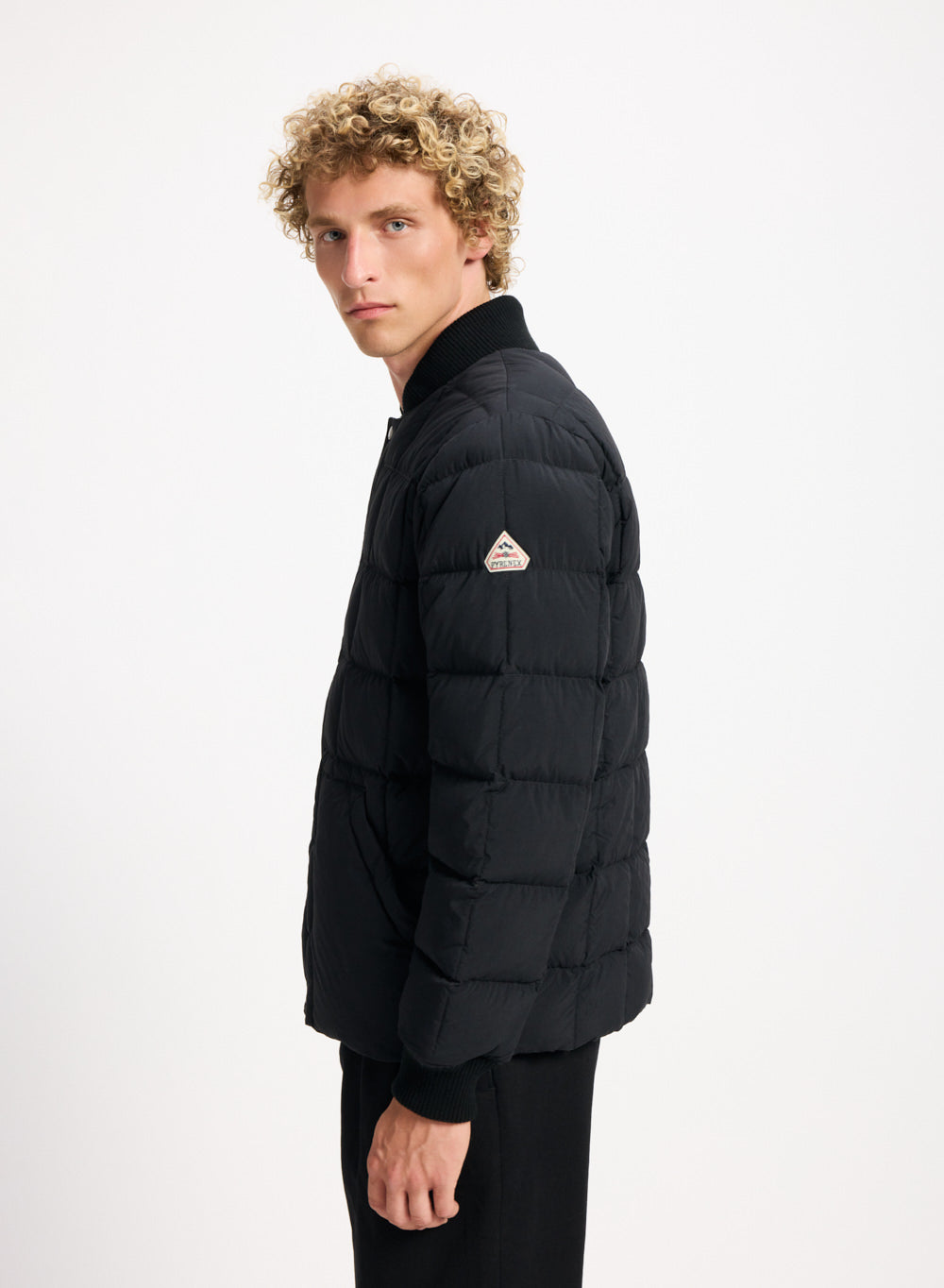 Veste doudoune homme Pyrenex Flight à piquage carré noire