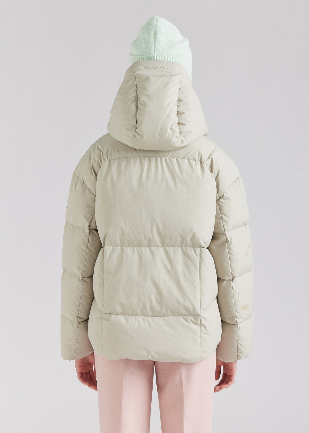 Doudoune femme Pyrenex Harmonie à capuche enveloppante Willow Grey