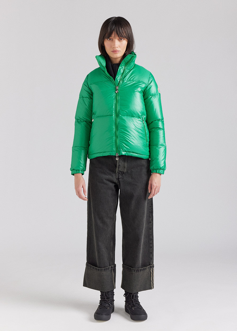 Doudoune courte et brillante pour femme Pyrenex Goldin Verte