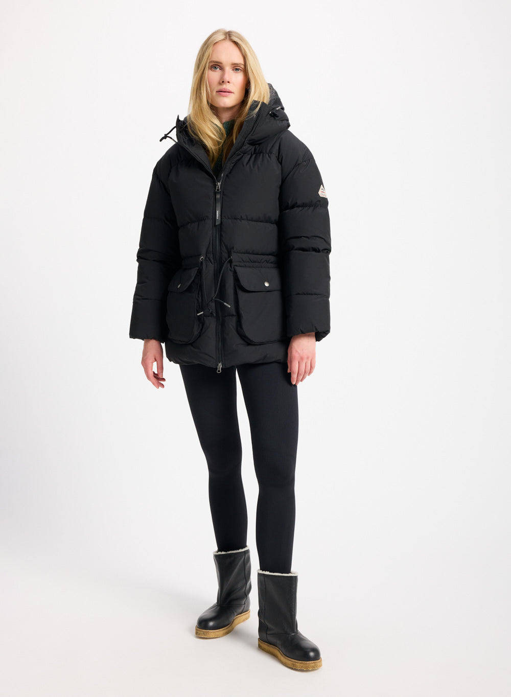 Doudoune hiver à capuche pour femme Pyrenex Aule noire