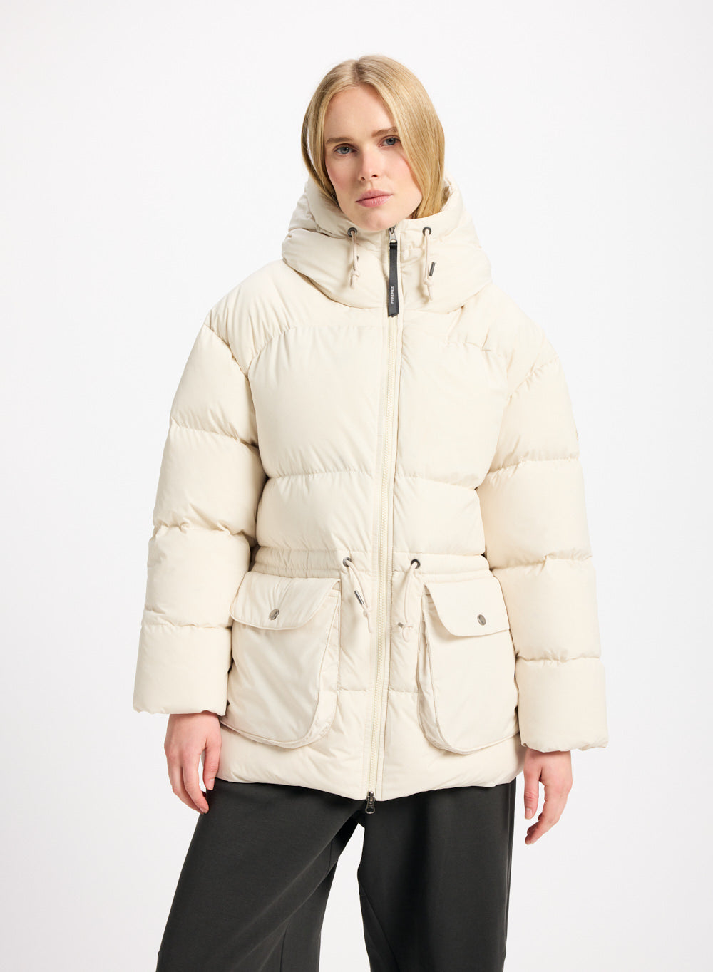 Doudoune hiver à capuche pour femme Pyrenex Aule ivoire