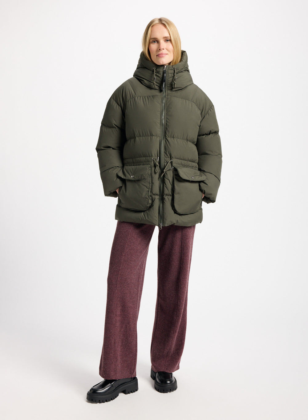 Doudoune hiver à capuche pour femme Pyrenex Aule kaki