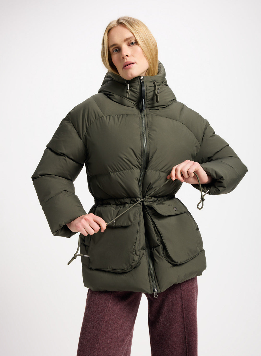 Doudoune hiver à capuche pour femme Pyrenex Aule kaki