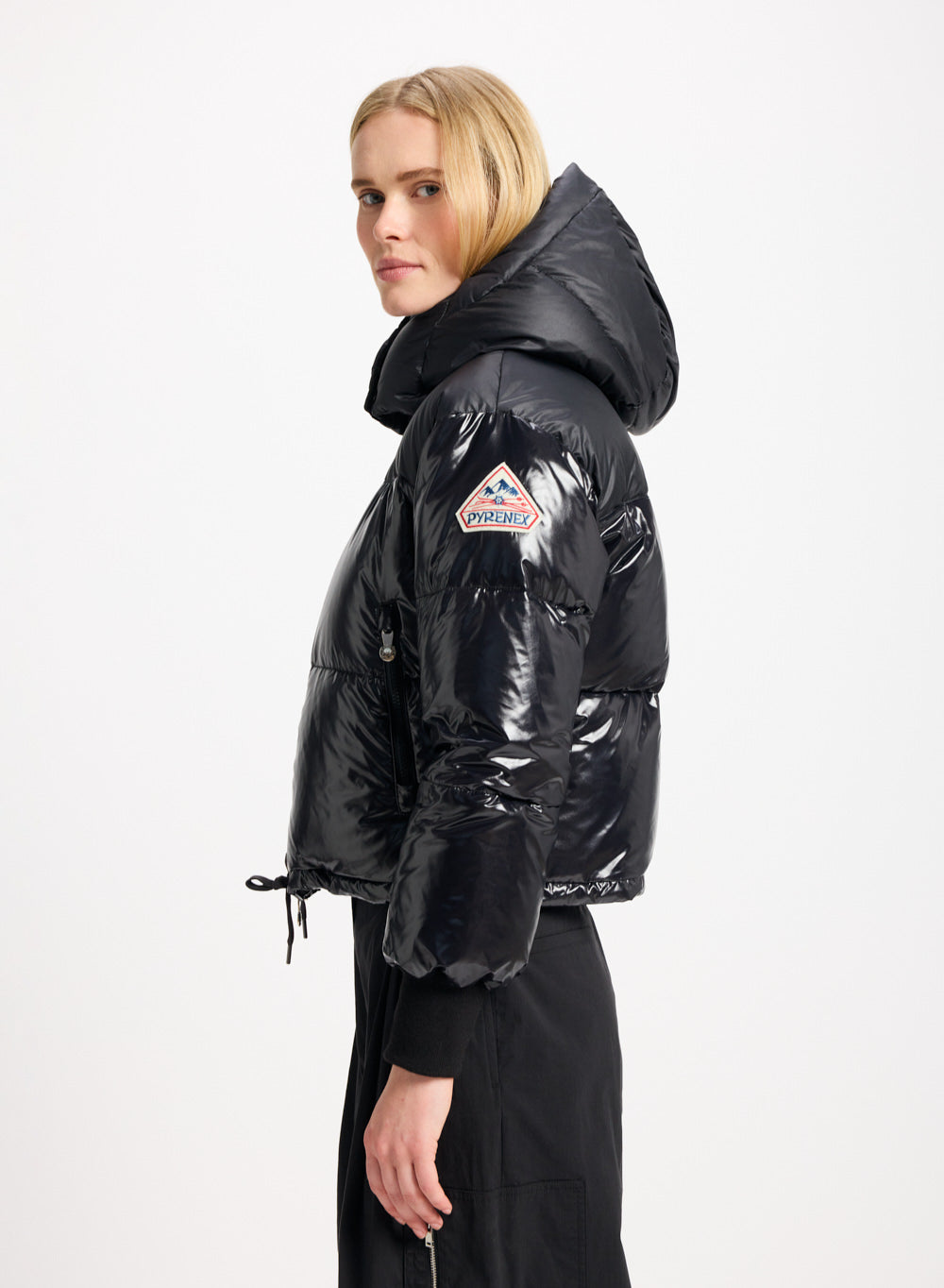 Doudoune courte à capuche pour femme Pyrenex Altic noire