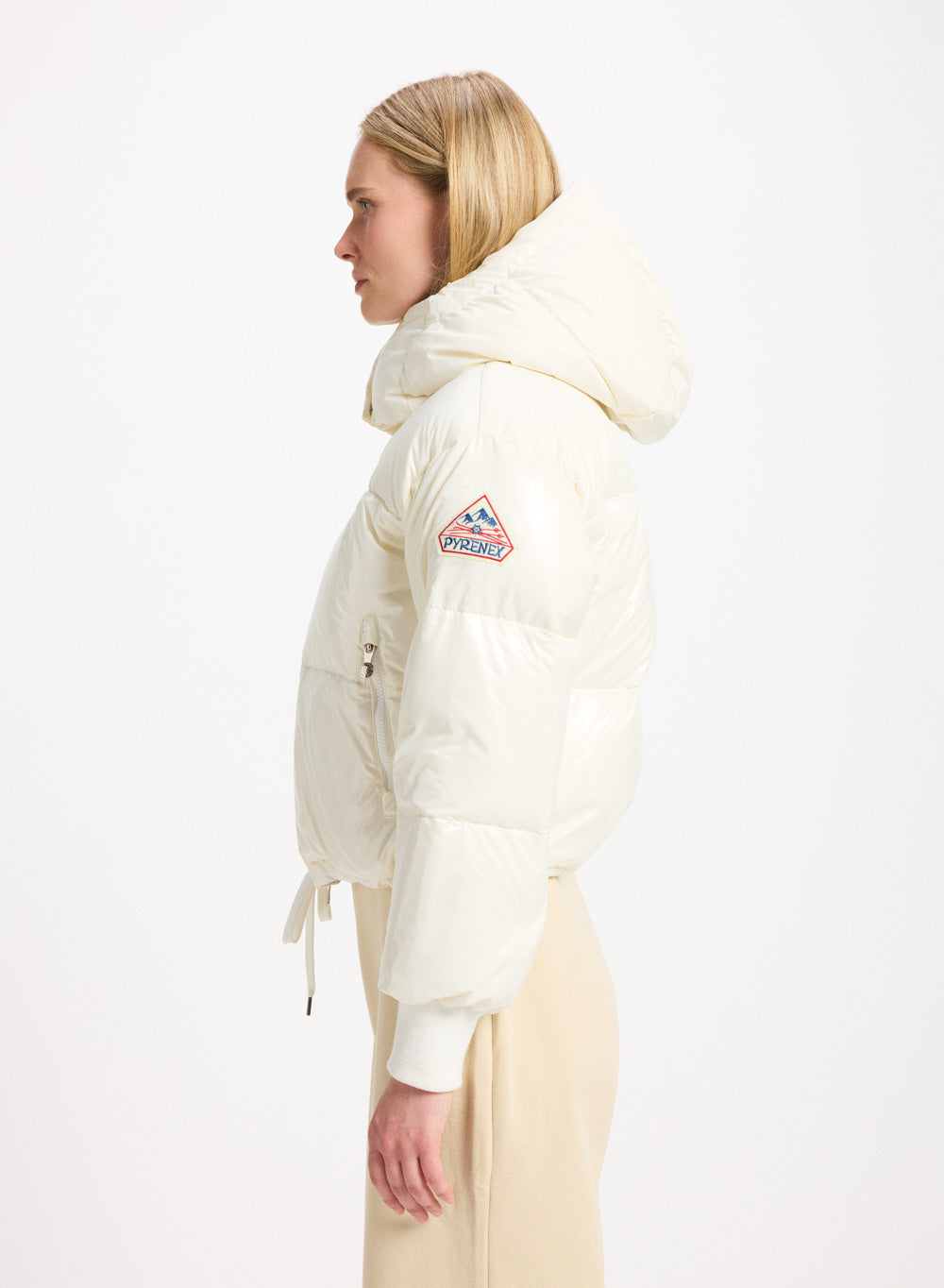 Doudoune courte à capuche pour femme Pyrenex Altic blanche