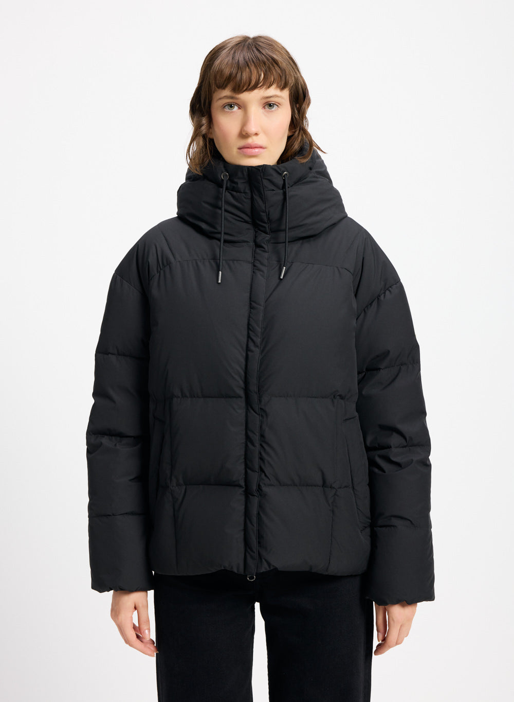 Doudoune femme Pyrenex Harmonie à capuche enveloppante noire