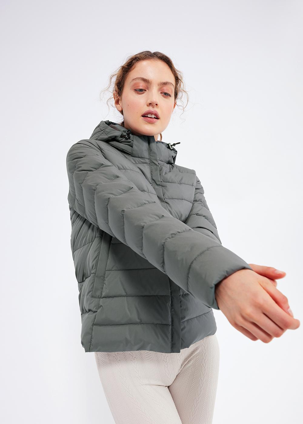 Doudoune femme Pyrenex Spoutnic à capuche amovible Deep khaki